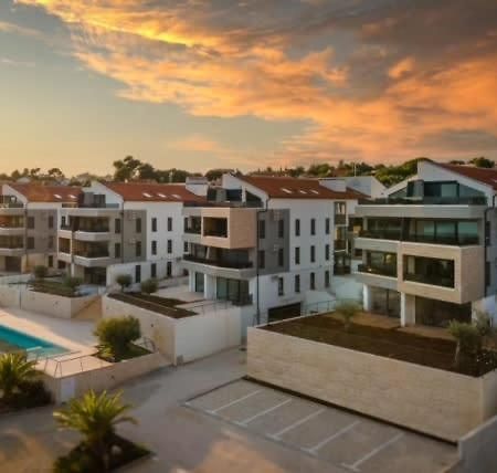 Luxury Apartment Anto With Sea View And Balcony Banjole Buitenkant foto