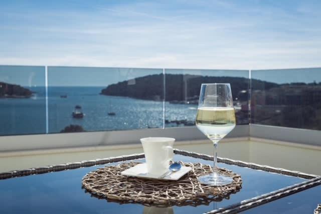 Luxury Apartment Anto With Sea View And Balcony Banjole Buitenkant foto